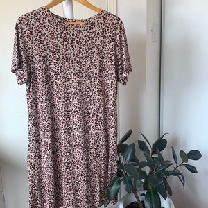 Jackson Rowe Crew Tshirt Dress (LG) - Leopard